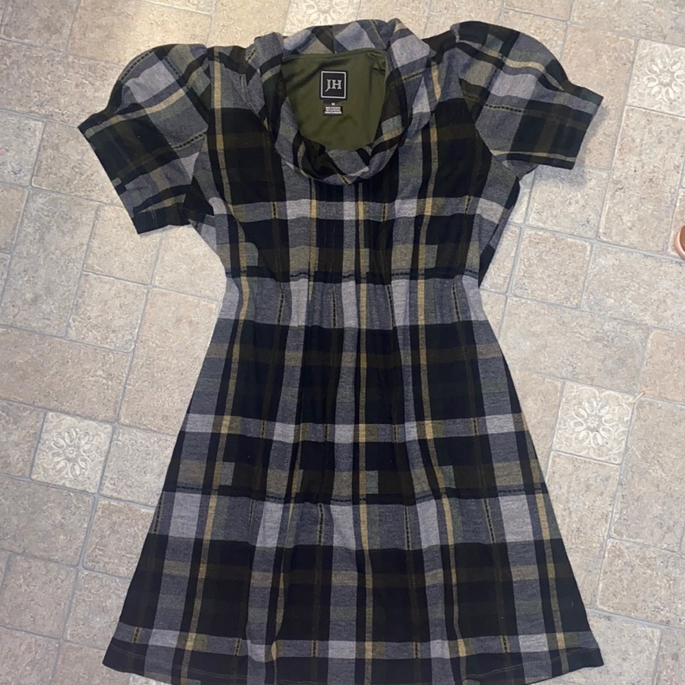 JH collectibles plaid dress